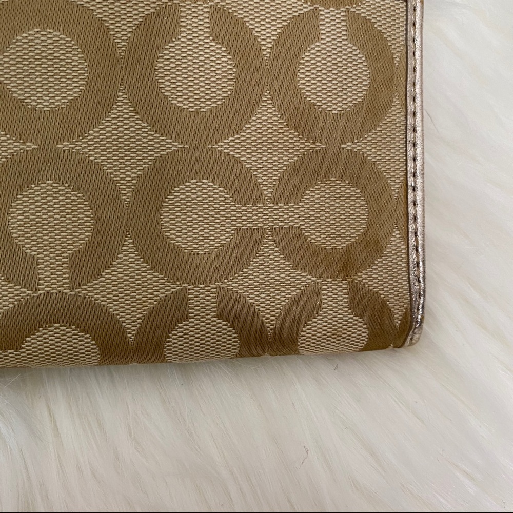 Long Coach Monogram Wallet - Picture 6 of 12